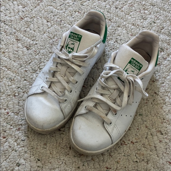 Adidas White & Green Originals Stan Smith Sneakers - Picture 5 of 10